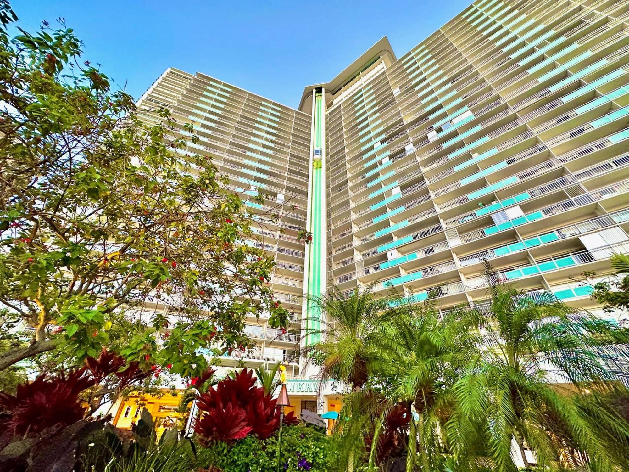 Waikiki Beach Experience! Luxury Oceanview Suite! Гонолулу Екстер'єр фото