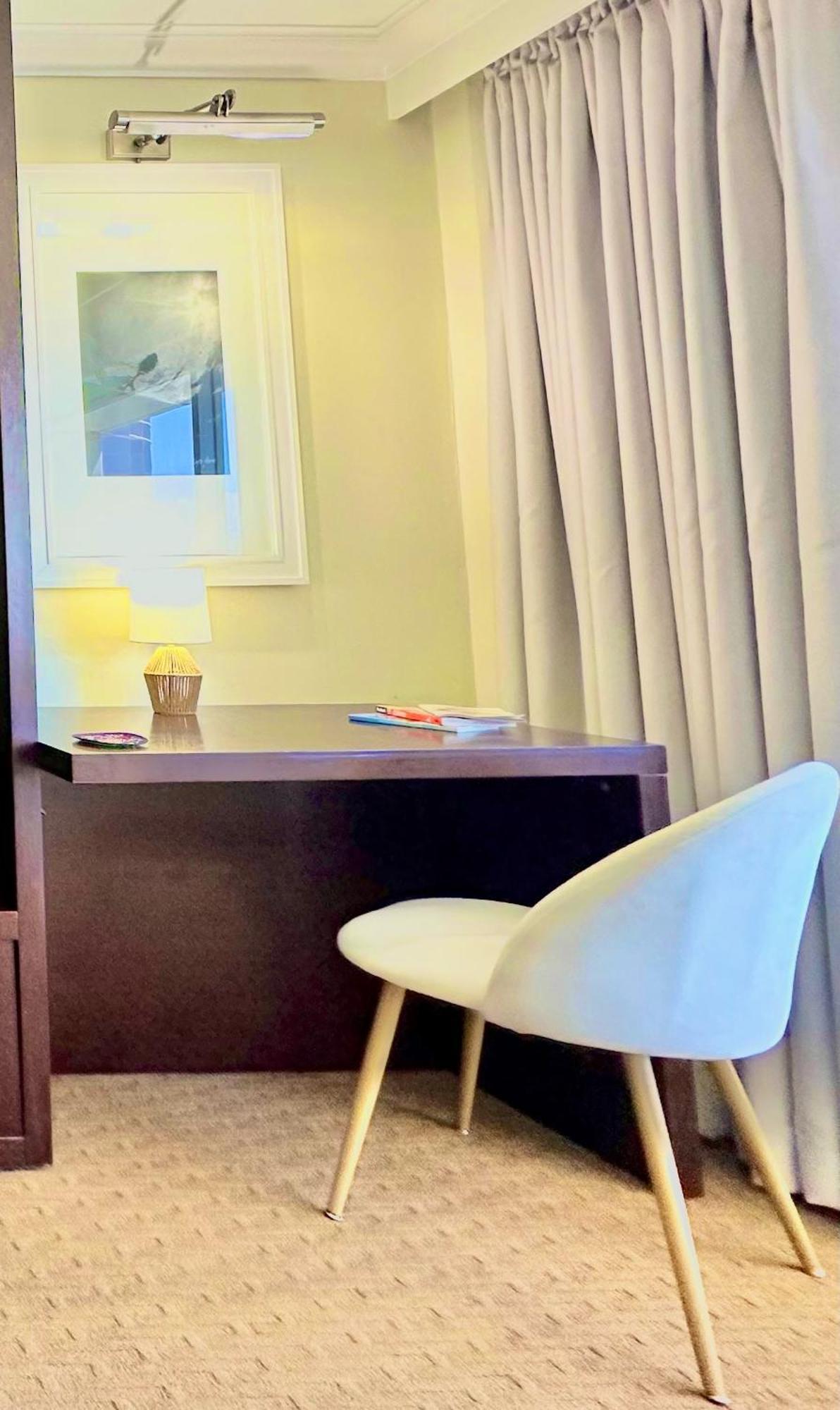 Waikiki Beach Experience! Luxury Oceanview Suite! Гонолулу Екстер'єр фото